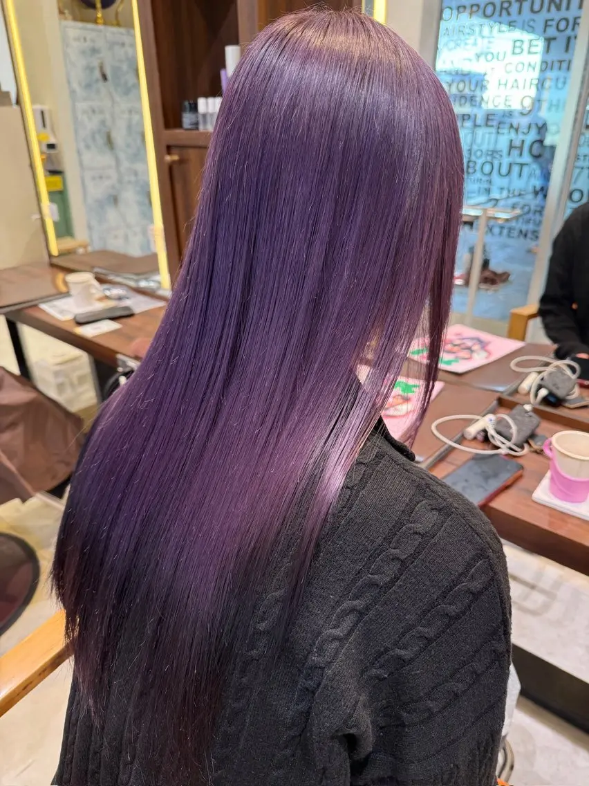ロング カラー デザインカラー ハイトーンカラー パープルカラー ロング カット ヘアカラー トリートメント カットカラーモデル /募集中🩵かれんのヘアスタイル