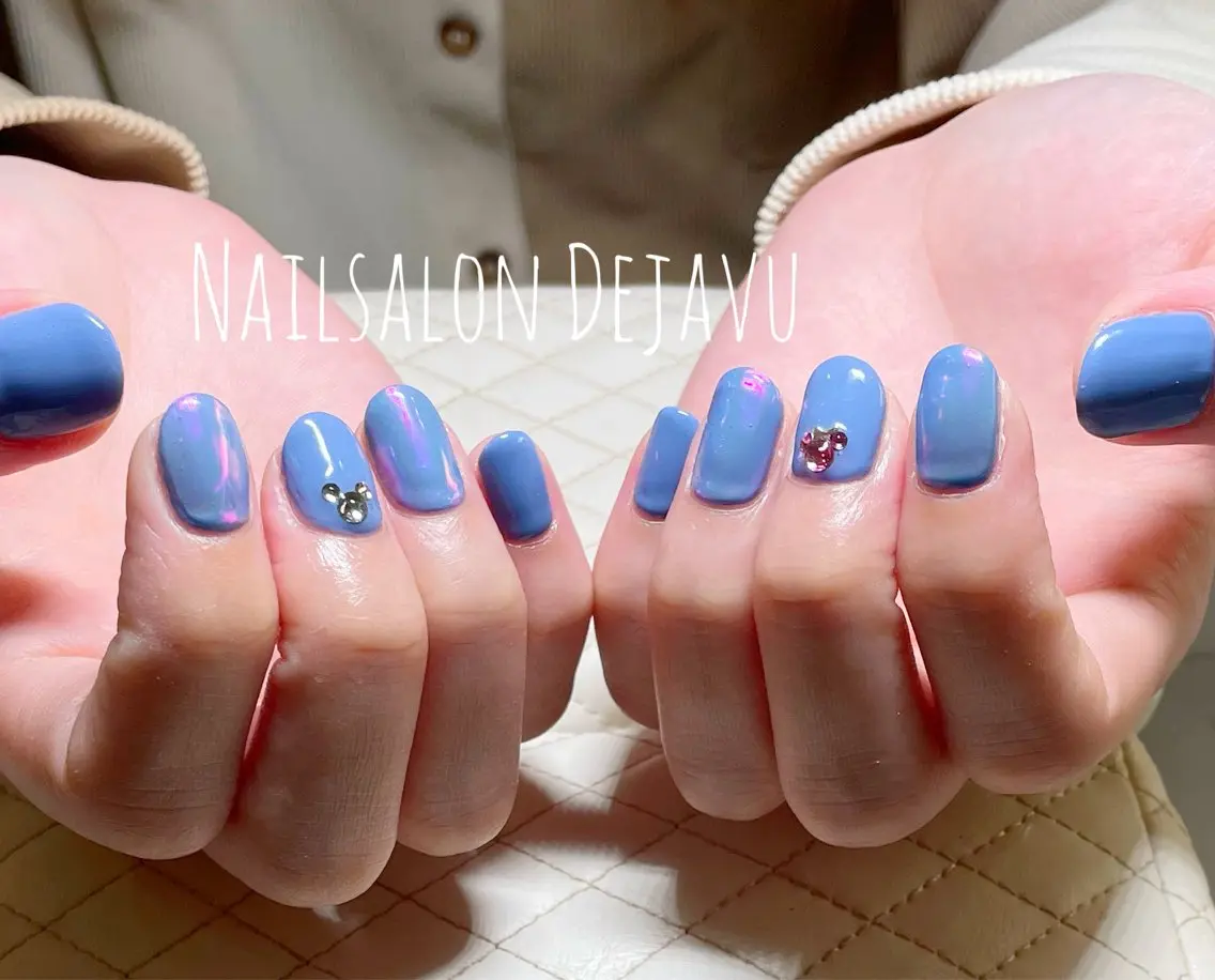 ネイル アートネイル オーロラネイル ジェルネイル ワンカラーネイル シンプルネイル Nail salon Dejavu 🌿のネイルデザイン