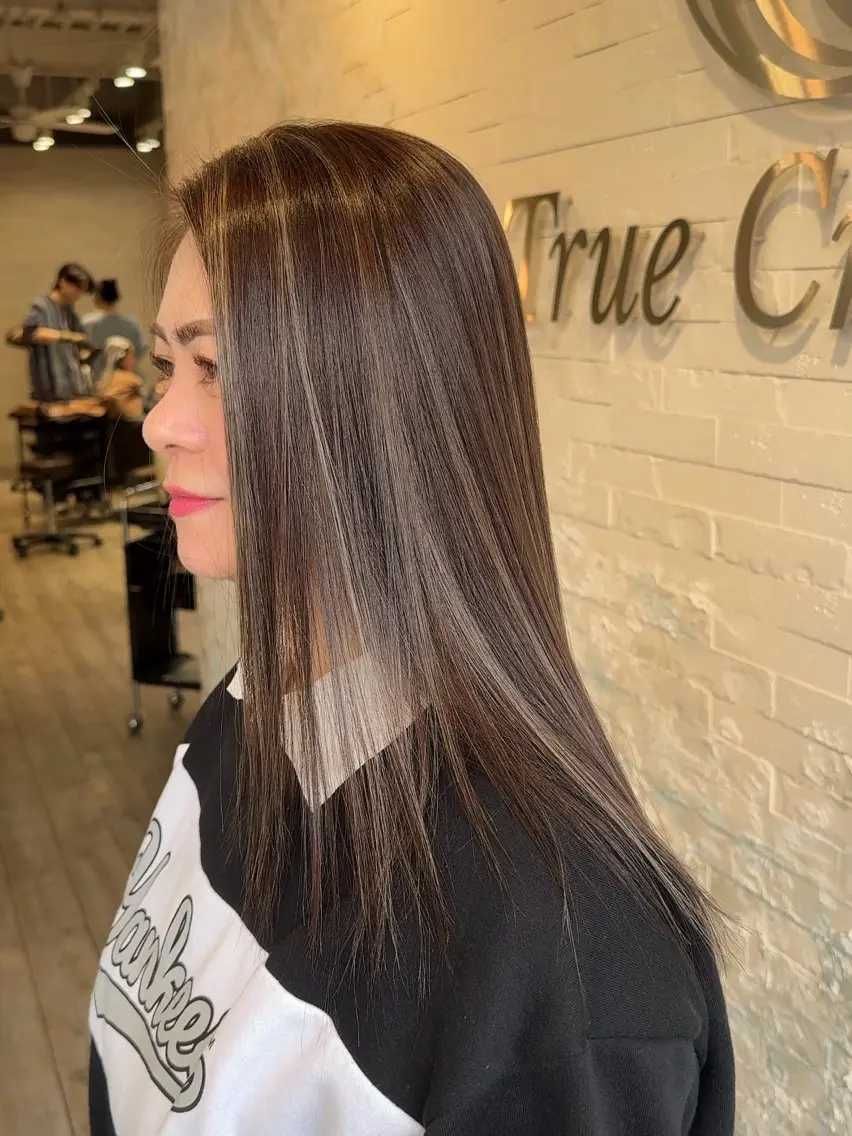 セミロング カット ヘアカラー ダブルカラー/ メンズパーマ🫧中村のヘアスタイル