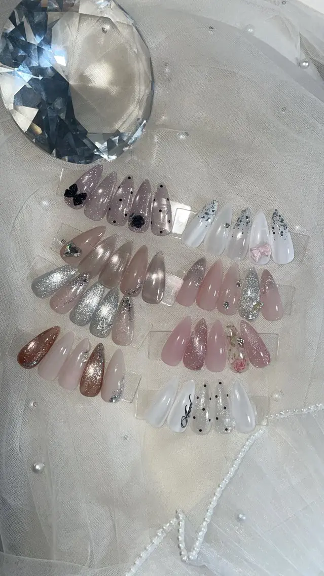 ネイル Moon nail salonのネイルデザイン