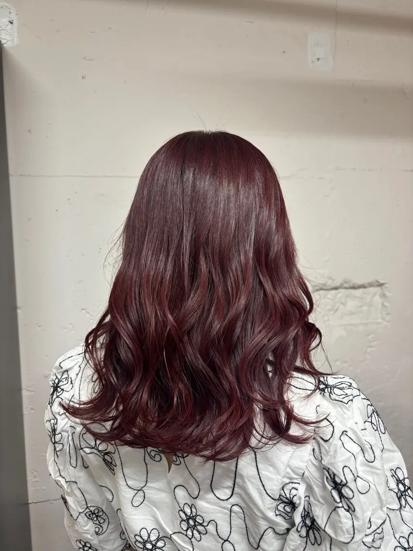ミディアム カラー 🩵似合わせカット SEIRA🩵のヘアスタイル