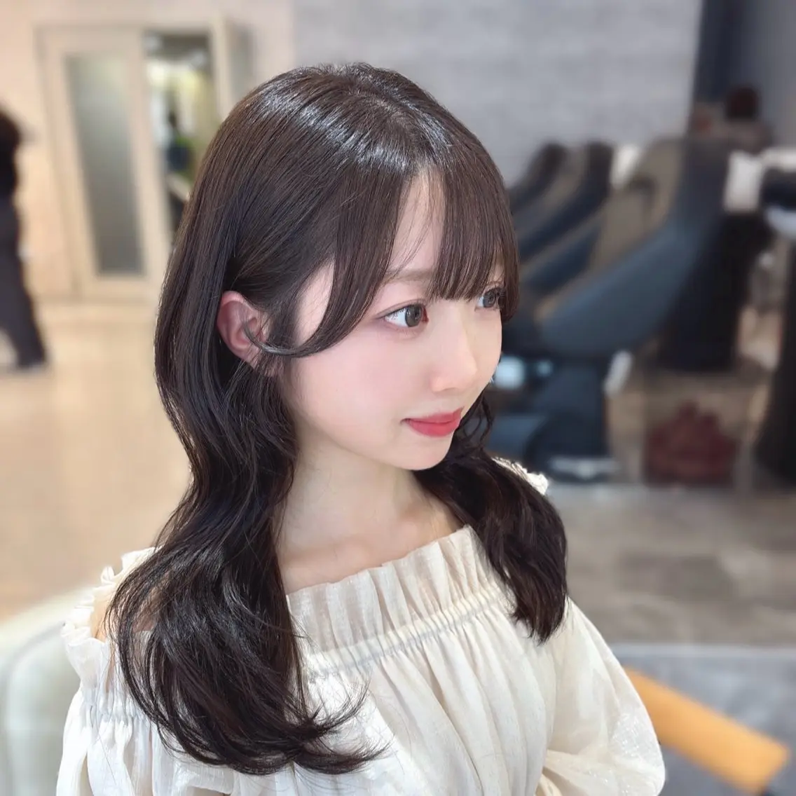 セミロング 韓国風×髪質改善 ゆりのヘアスタイル