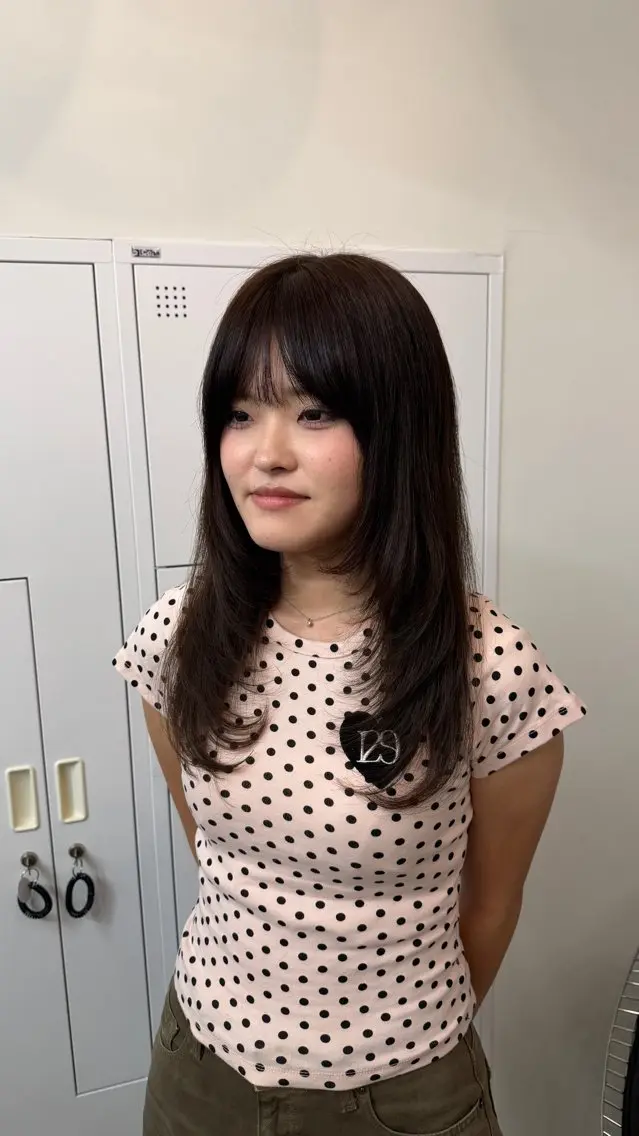 ロング レイヤーカット 加藤 里咲のヘアスタイル