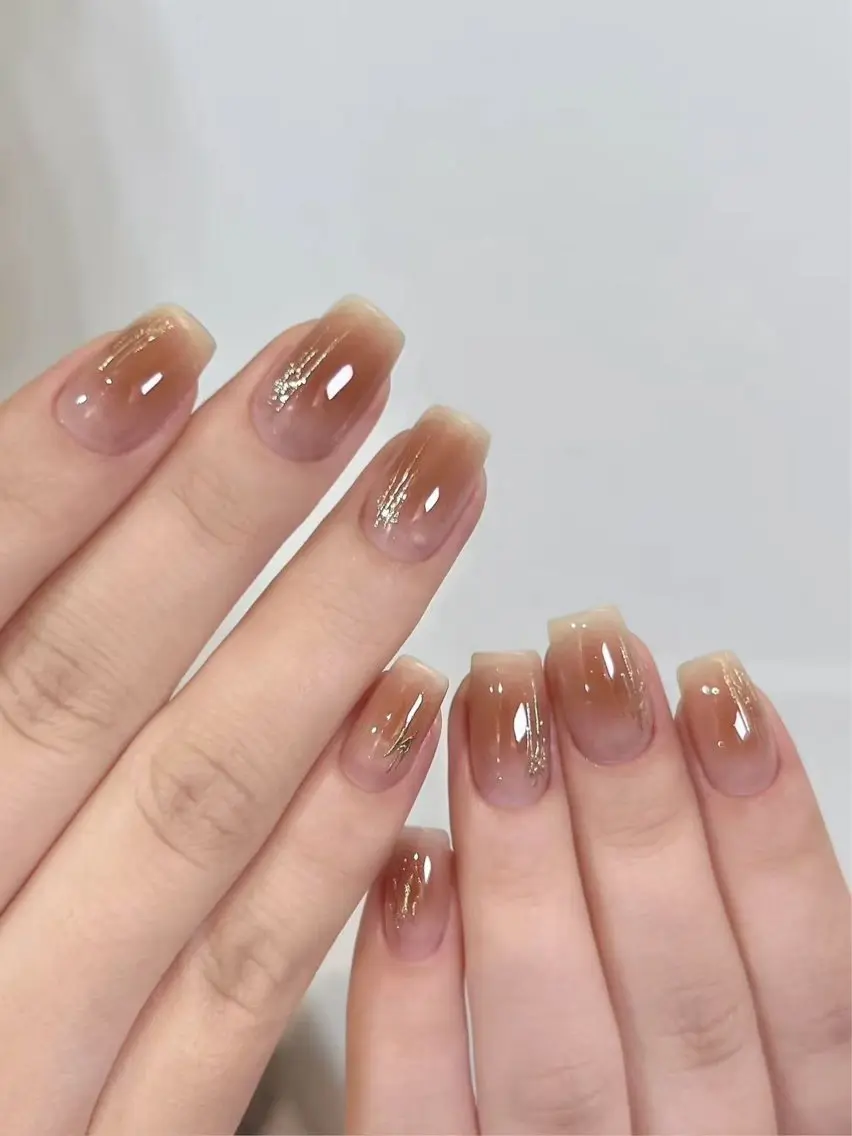 【秋新作】選べる秋の定額ネイル🍁(ニュアンス·グラデーション×秋色カラー) ☕アレンジ対応・持ち込み可能の写真