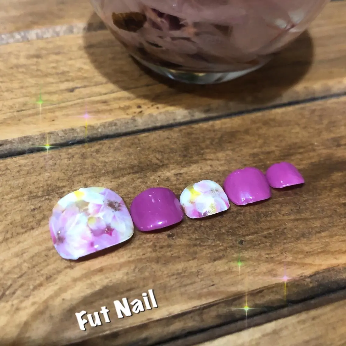 オフなし　フットワンカラー➕アート4本(片足2本ずつ)の写真