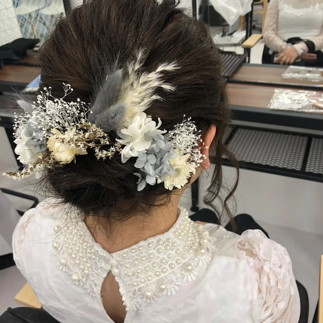 ミディアム ヘアセット 鴫原 亜弥のヘアスタイル