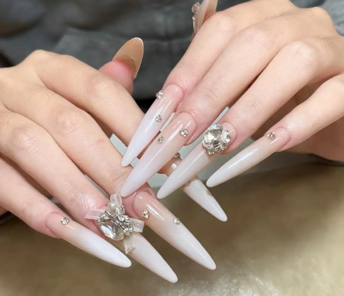 ネイル ハンドネイル 🎀 UU_nailのネイルデザイン