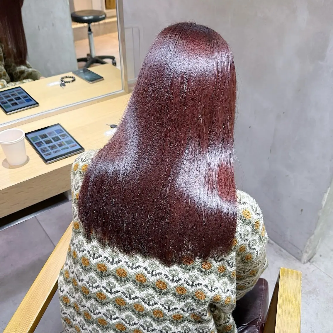 セミロング カラー ♡🌚垢抜け艶カラー Shiori🌝♡のヘアスタイル