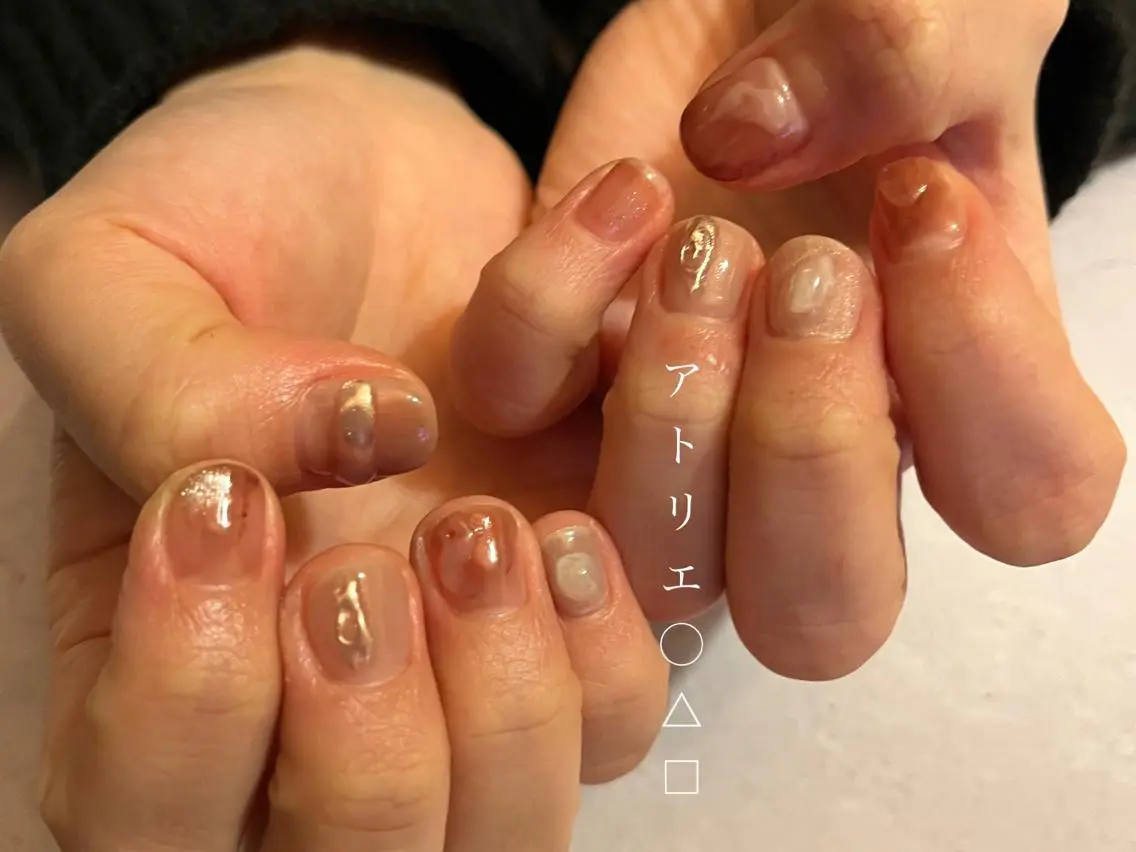 ネイル ニュアンスネイル オフィスネイル ハンドネイル アトリエ ○△□のネイルデザイン