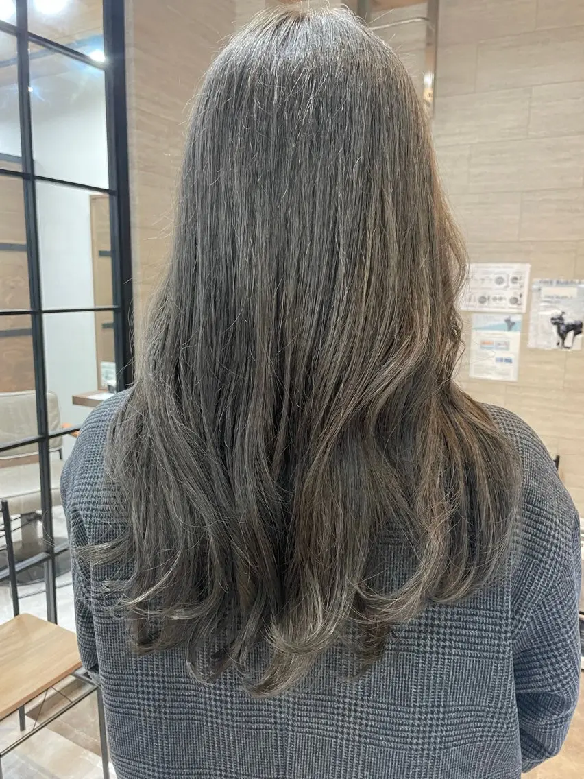 ロング カラー カット ヘアカラー トリートメント レイヤーカット/髪質 改善/矯正🤍吉田のヘアスタイル
