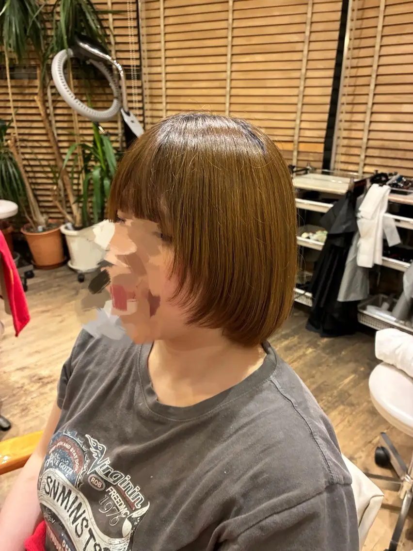 ミディアム カット 友永 風歌のヘアスタイル