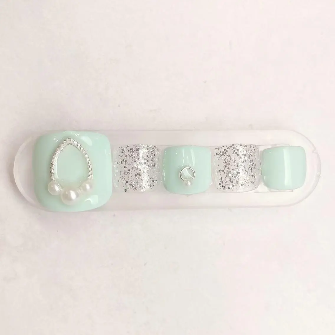 ネイル TiaryNail ERIKAのネイルデザイン
