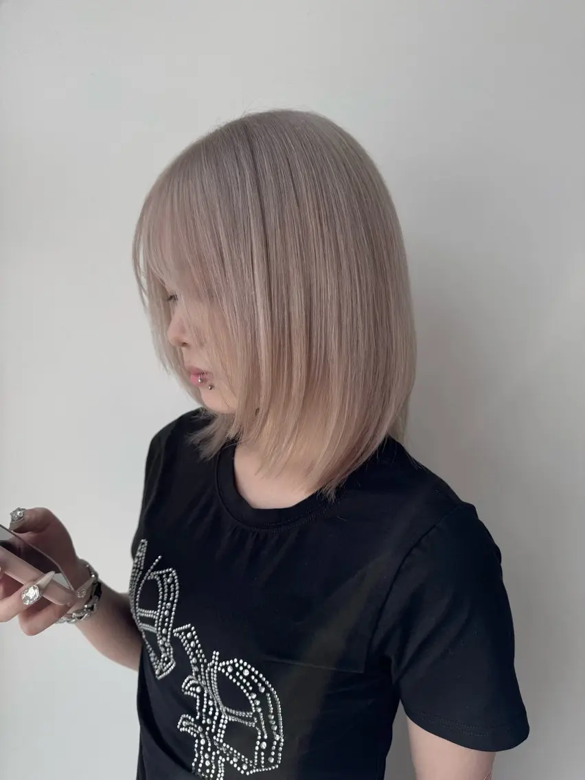 ミディアム カラー ヘアカラー トリートメント 店長 MANAMI 艶カラー／骨格ボブのヘアスタイル