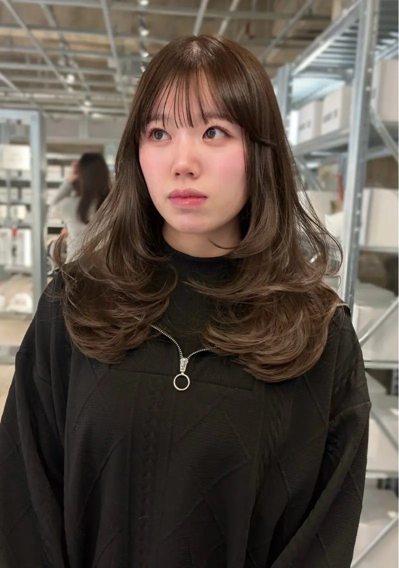 セミロング カット トリートメント ダブルカラー/レイヤ ーカット 🤍ゆきなのヘアスタイル