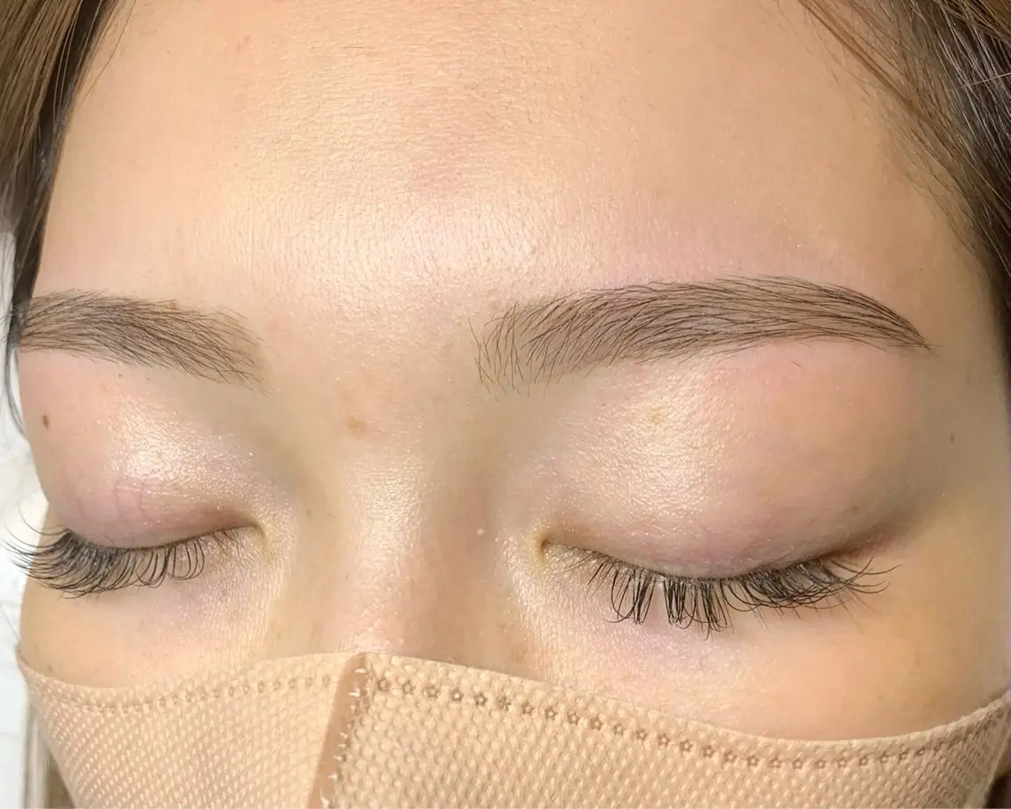 【7月16日限定🌻】テストモデル 眉WAX ⚠️3週間ほど眉毛のお手入れお控えください⚠️の写真