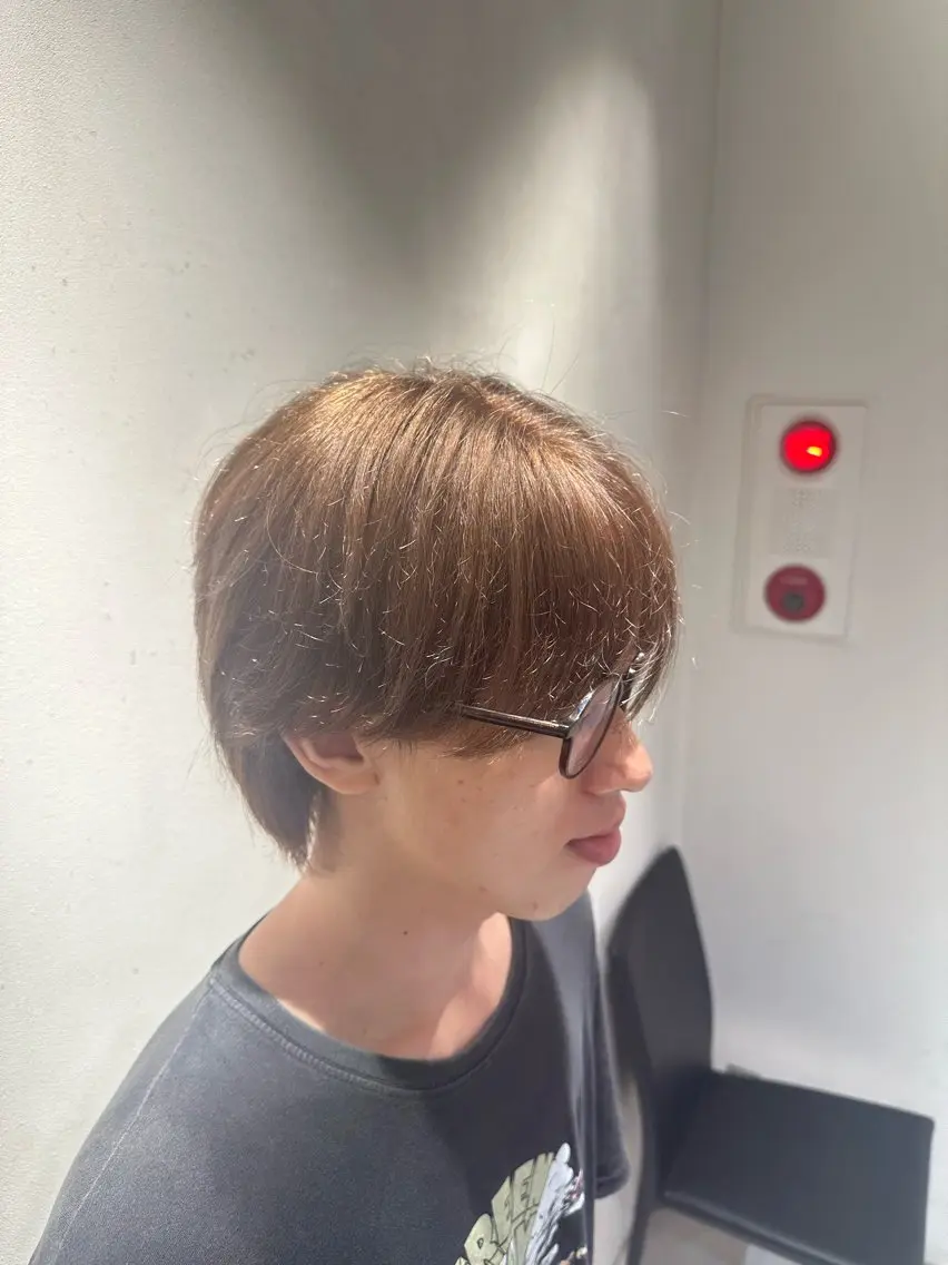 カラー メンズ メンズブリーチ ベージュカラー ブリーチ 【パーマの達人】 💎メンズ特化🔥徹のヘアスタイル
