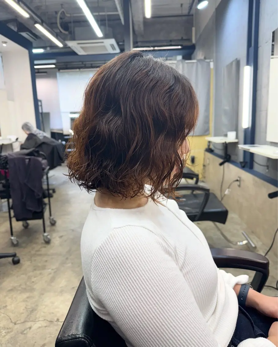 ショート カラー パーマ ボブ カット ヘアカラー パーマ 早瀬裕之 パーマのヘアスタイル