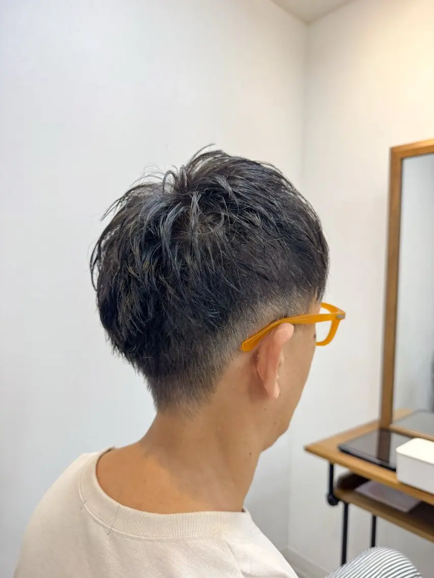 メンズ カット ヘアカラー lore umeのヘアスタイル