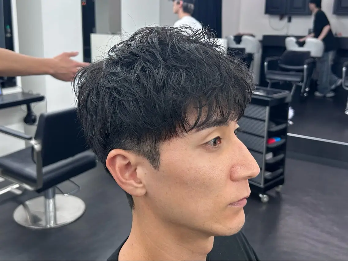メンズ 🔥メンズパーマ特化 🔥¥7700/のヘアスタイル