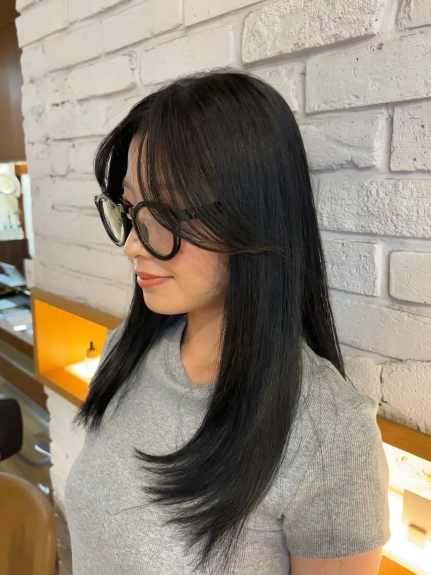 カラー 黒髪 ヘアカラー 登威吹 /似合わせカラーのヘアスタイル
