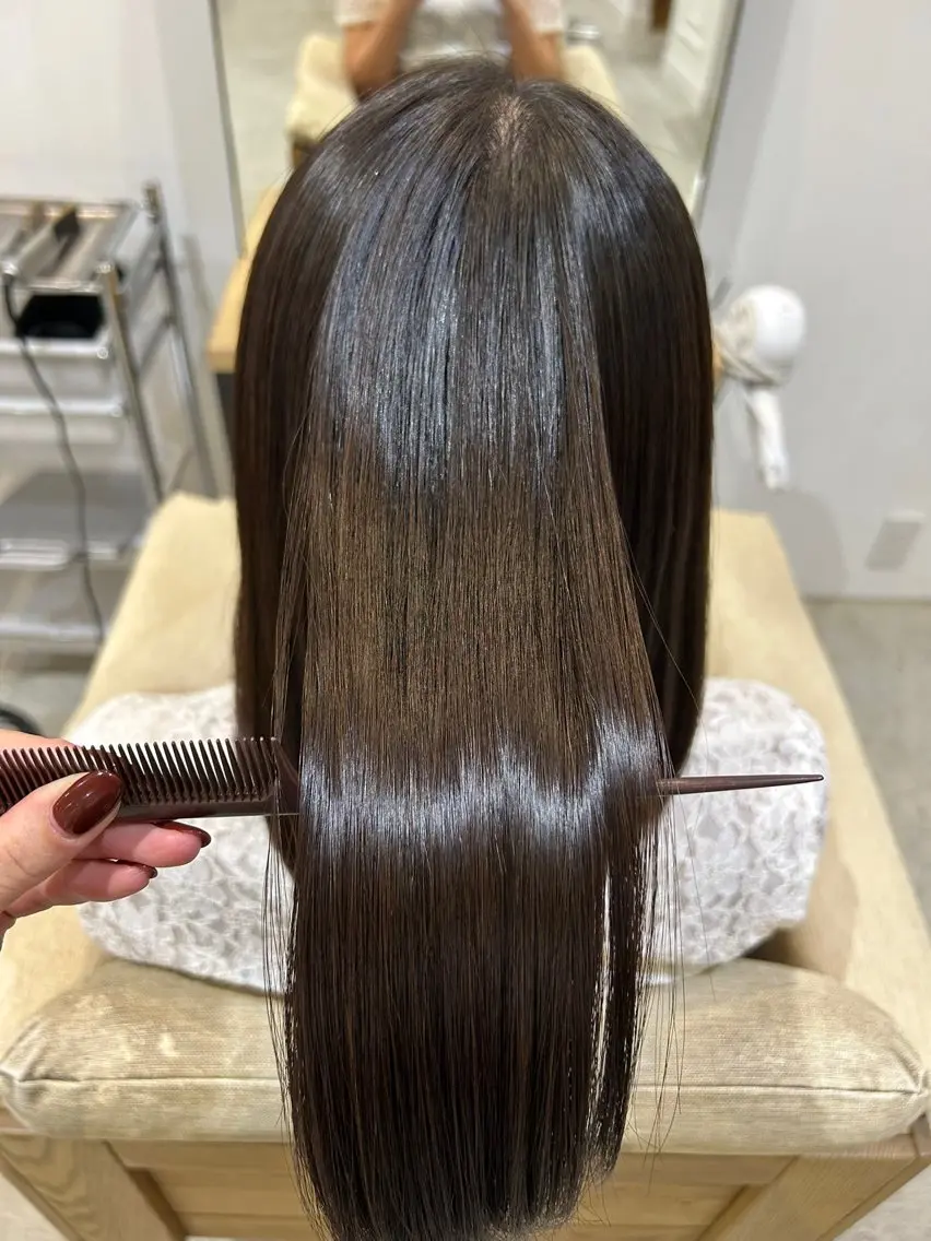 縮毛矯正 末成 紗乃のヘアスタイル