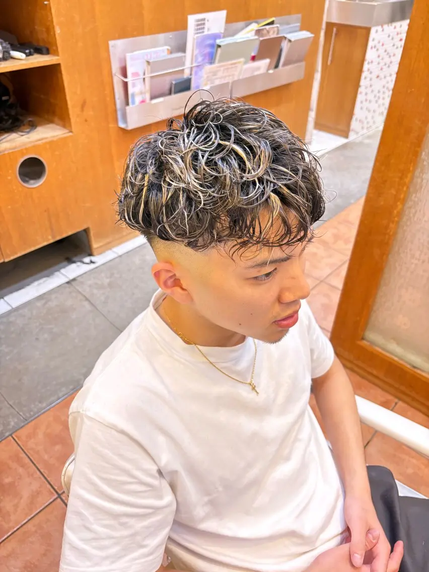 カラー メンズ カット ヘアカラー 相模大野メンズ パーマ　仁翔のヘアスタイル