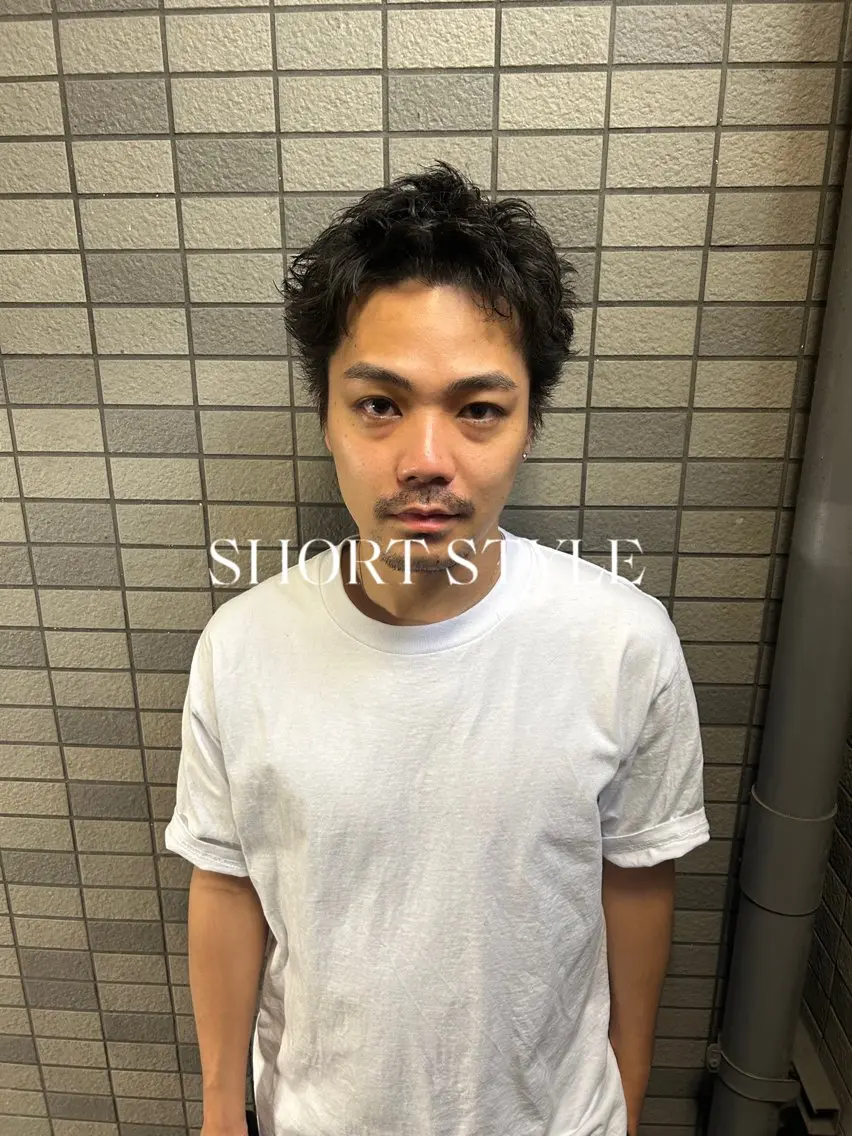 ショート パーマ メンズ メンズブリーチ メンズハイライト メンズインナーカラー メンズパーマ プードルパーマ 💈メンズ短髪特化 ✂︎伊藤大輝💈のヘアスタイル
