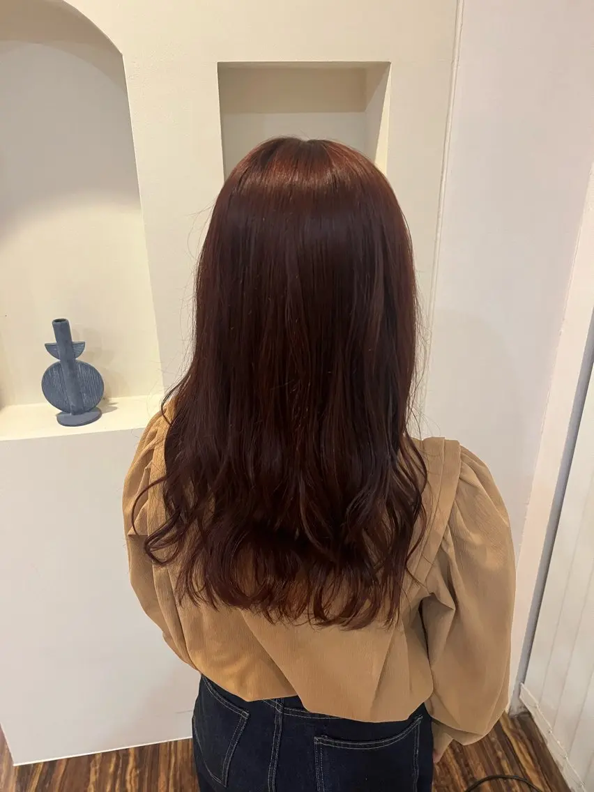 ロング カラー 安間 琴音のヘアスタイル