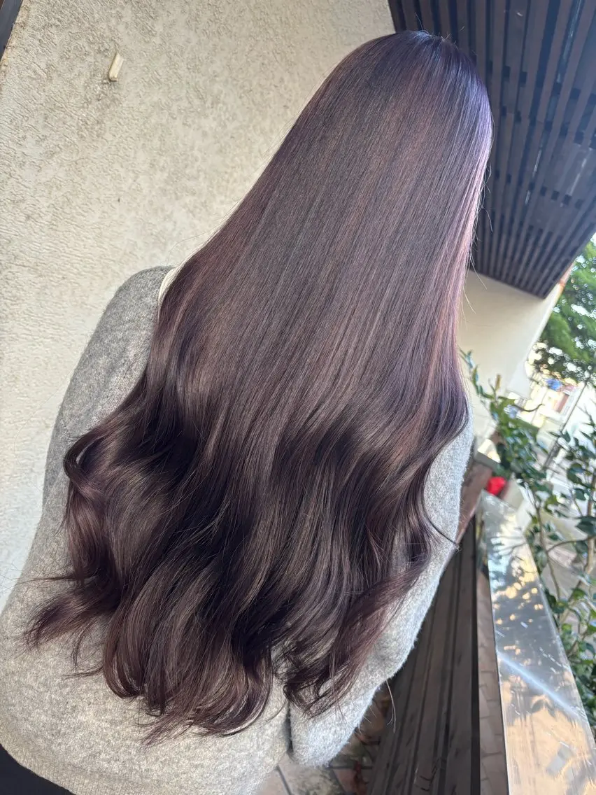 ロング 髪質改善・ハイトーン 🌈SENAのヘアスタイル