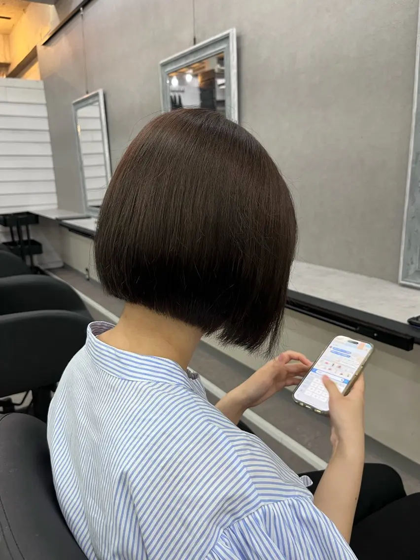 ショート カラー 切りっぱなしボブ ボブ カット ヘアカラー トリートメント GiseL 博多筑紫口店のヘアスタイル