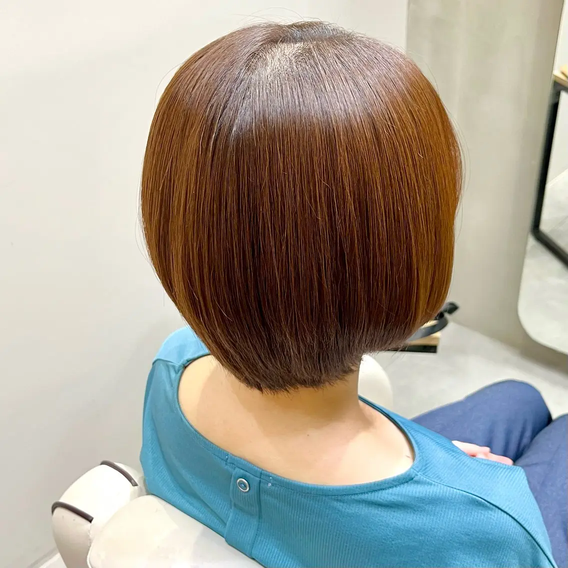 ミディアム おしゃれ染めで白髪を 染める/山口玲緒奈のヘアスタイル