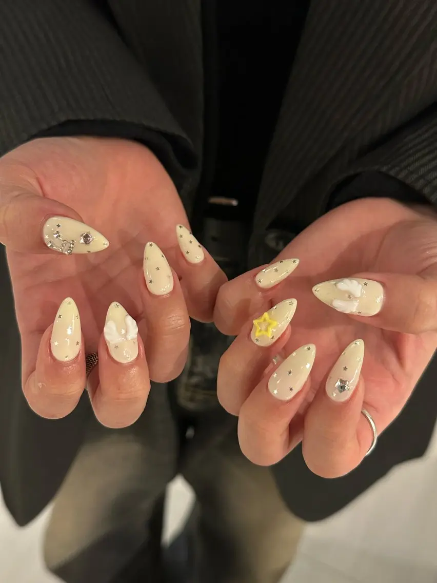 ネイル ハンドネイル mélty HINAのネイルデザイン
