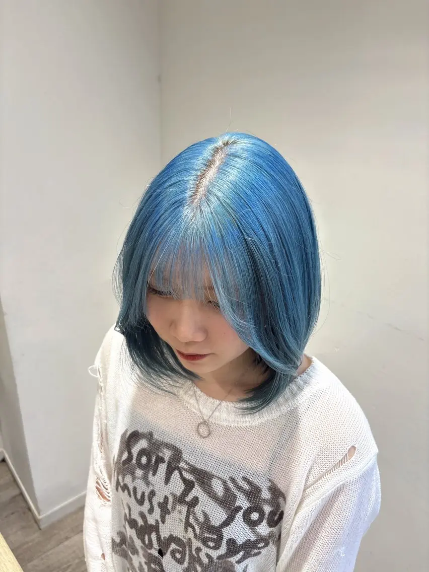 カラー ブリーチカラー/茨木 𝙨𝙖𝙠𝙞💚のヘアスタイル