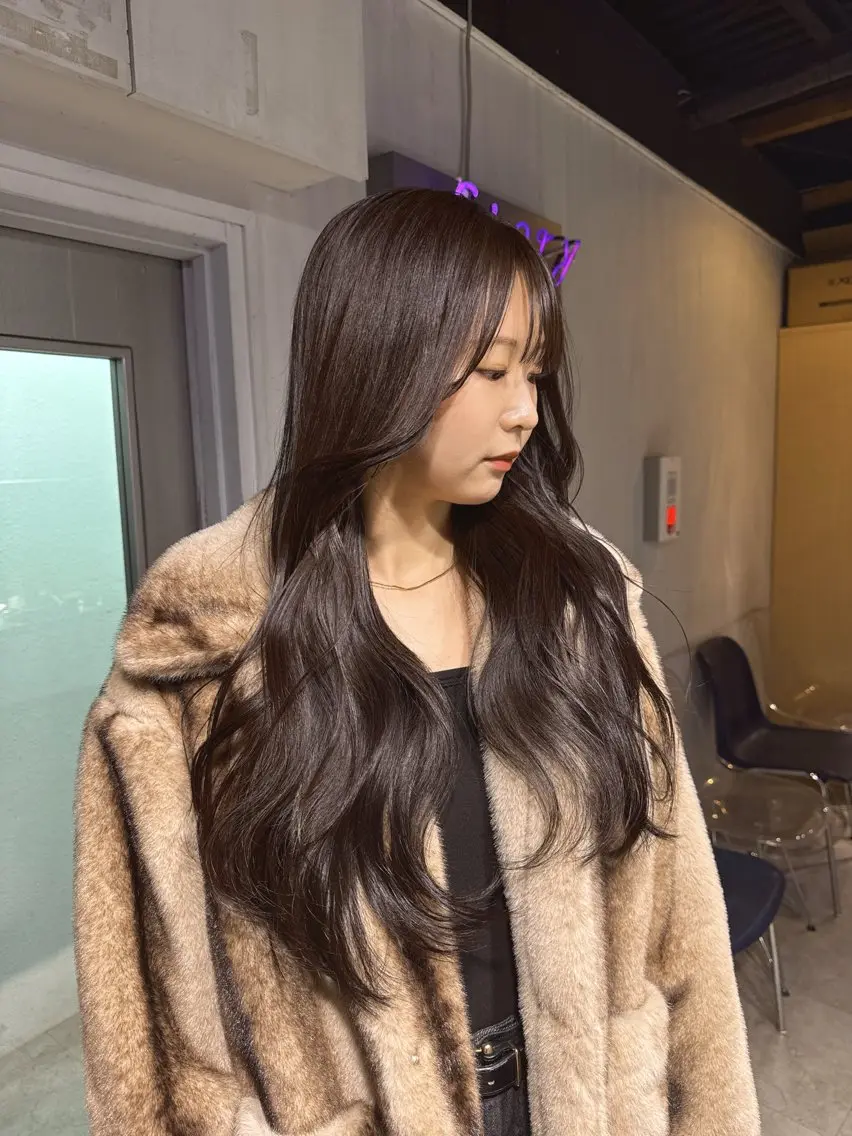ロング カラー ヘアカラー トリートメント NANAMI🩵 大人可愛い韓国ヘアのヘアスタイル