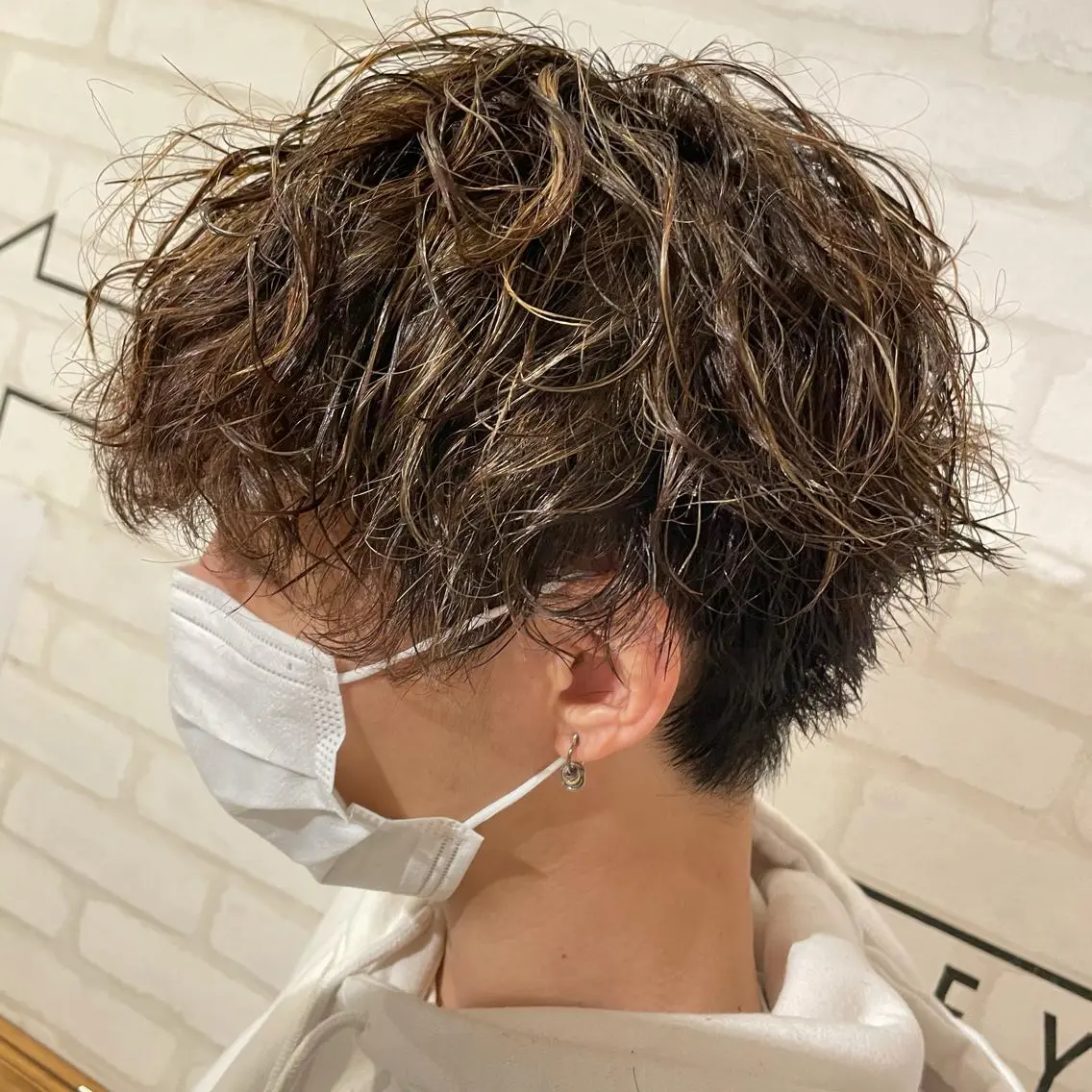 ショート パーマ メンズ 渋谷 メンズ 木下 仁来のヘアスタイル