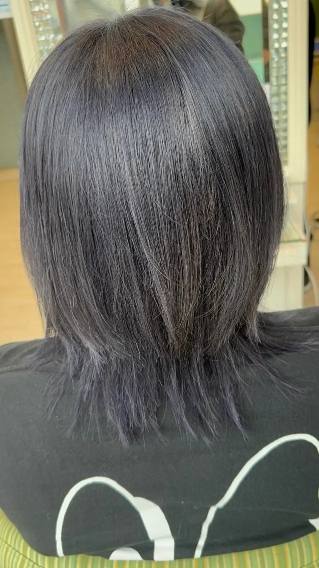 ミディアム カット ヘアカラー 松尾 怜奈のヘアスタイル