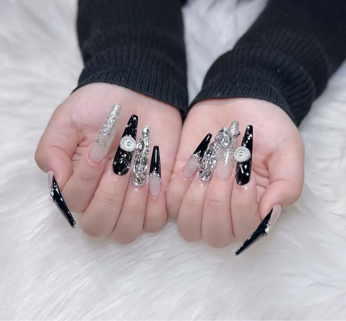 ネイル アートネイル オーロラネイル ジェルネイル 韓国ネイル ロングネイル ハンドネイル Nichi Nailsのネイルデザイン