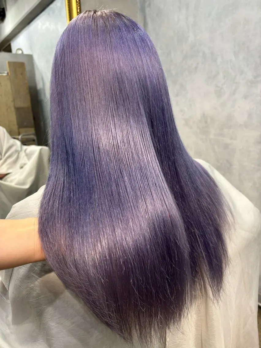 ミディアム パープルカラー MIYU💋💖 〈XENA渋谷本店〉のヘアスタイル