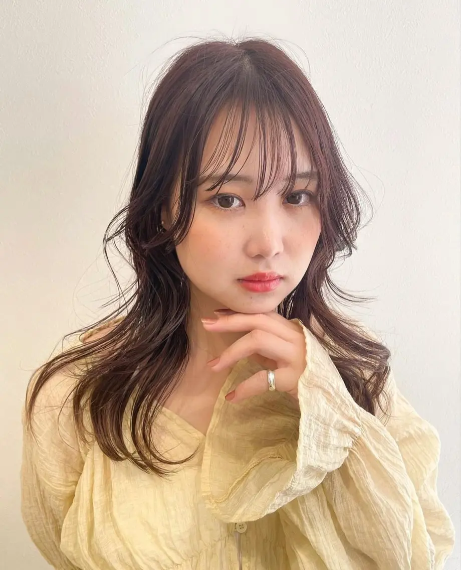 ロング カラー ピンクカラー CLIQUE　有木 七虹のヘアスタイル