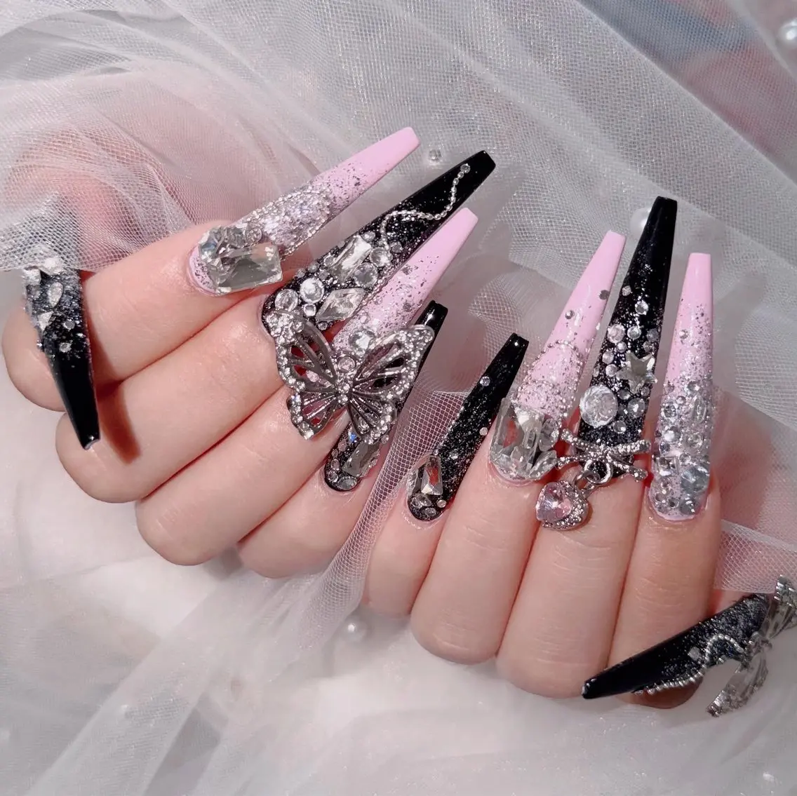 ネイル アートネイル 韓国ネイル 持ち込み ワンホンネイル ハンドネイル Lenie Nail Salonのネイルデザイン