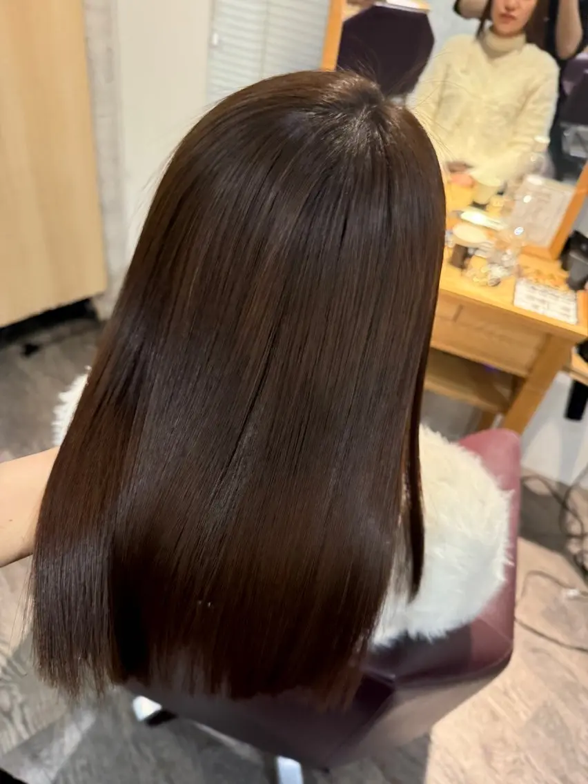 セミロング 中川歩 髪質改善 ツヤカラー【横浜】のヘアスタイル