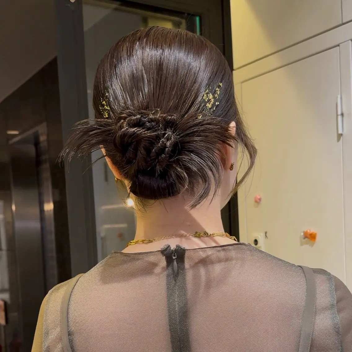 セミロング ヘアアレンジ ヘアセット クキノケイカ/暖色カ ラー/似合わせパーマのヘアスタイル