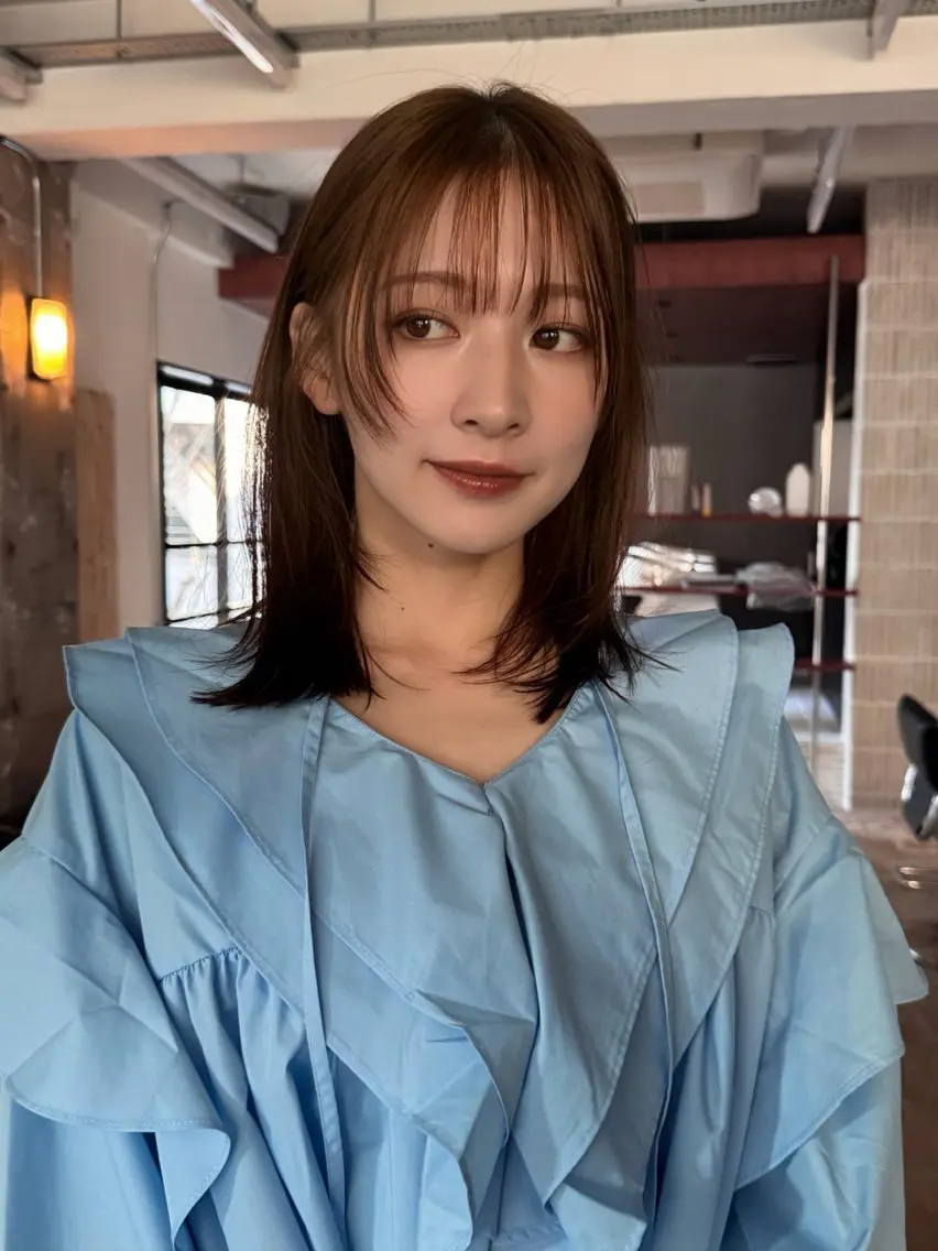 ミディアム カラー 九後 志帆海のヘアスタイル