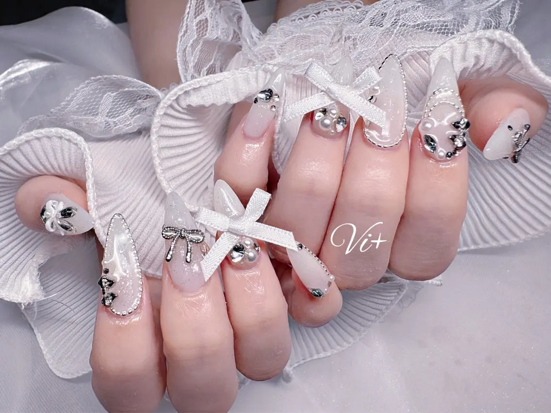 ネイル ハンドネイル ✨Nailsalon Vi+✨のネイルデザイン