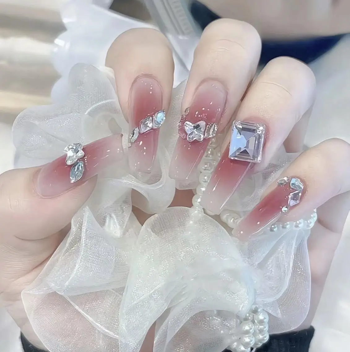 ネイル アートネイル 長さ出し ネイルチップ Queen‘s なんのネイルデザイン