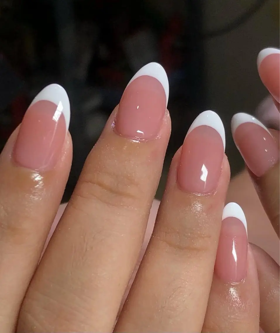 ネイル チークネイル ドット フレンチネイル グラデーション 韓国ネイル ハンドネイル Minette nailrinrinのネイルデザイン
