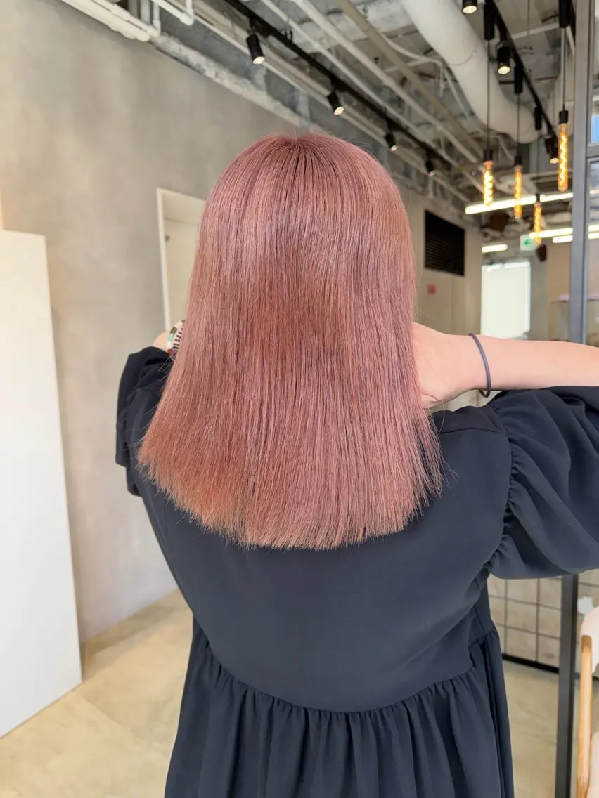 ミディアム カラー ベージュカラー ピンクカラー ピンクベージュ カット ヘアカラー トリートメント ブリーチ/ベージュ/ ショート/あかね🌼のヘアスタイル