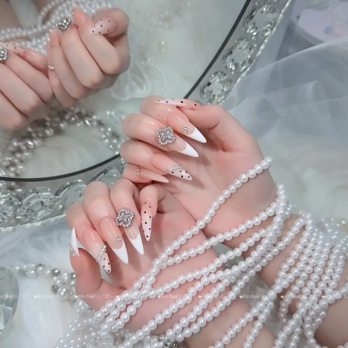 ネイル クリアネイル ドット フットネイル ジェルネイル グリーン ハンドネイル Rin Nail 新大久保店のネイルデザイン