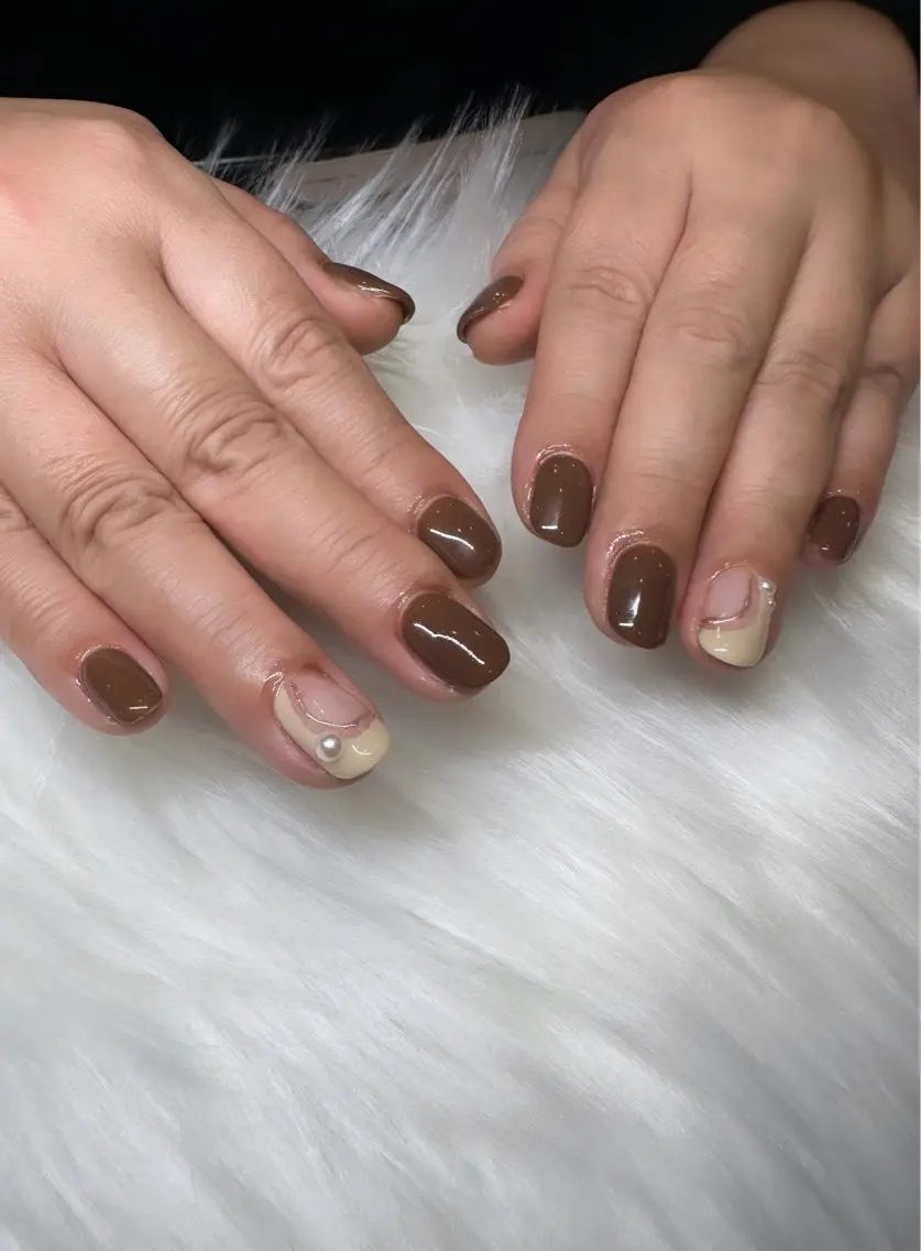 ネイル Laula🤍 ayakaのネイルデザイン