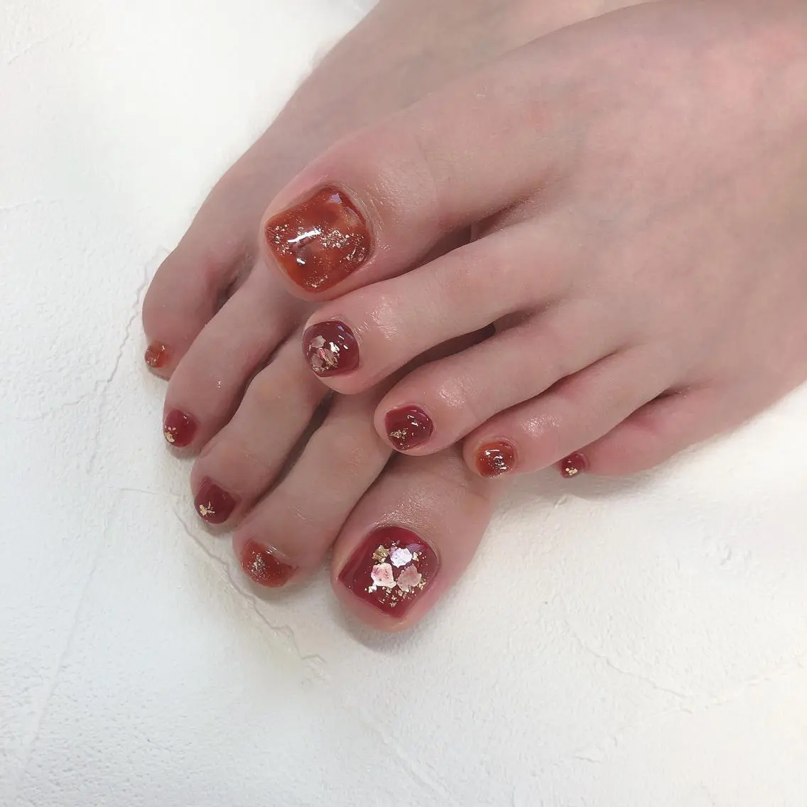👣♡お任せシンプルアート♡持ち込み画像にてイメージお伝えください🉐ごっそり甘皮ケア込み☺︎素敵な足元に😉の写真